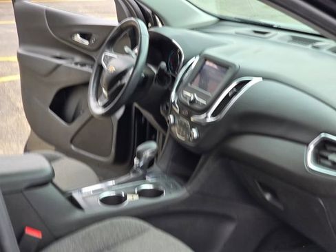 Used 2022 Chevrolet Equinox LT image 33