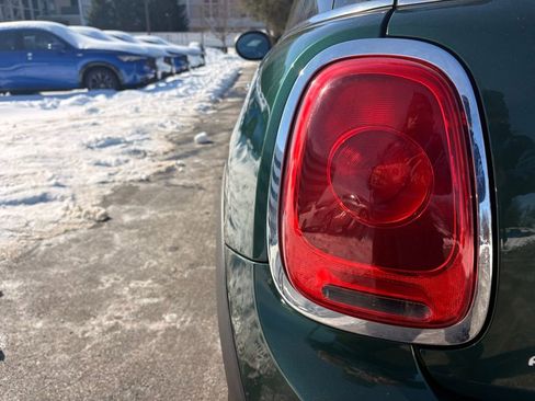 Used 2015 MINI Cooper 2-Door Hardtop image 14