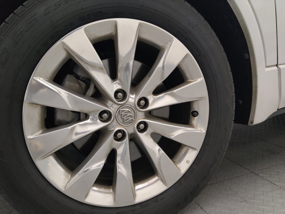 Used 2017 Buick Envision Essence FWD image 31
