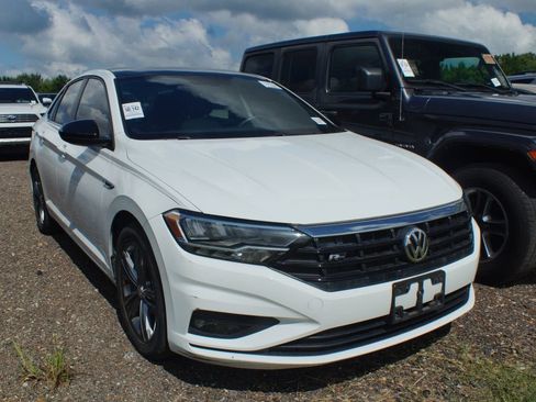 Used 2021 Volkswagen Jetta R-Line FWD image 1