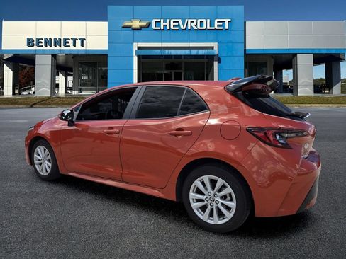 Used 2025 Toyota Corolla SE FWD image 5