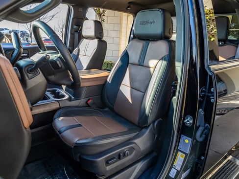 Used 2023 Chevrolet Silverado 3500 High Country w/ Z71 Off-Road Package image 25