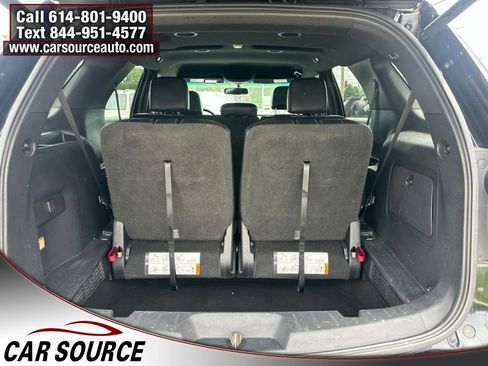 Used 2016 Ford Explorer XLT w/ Equipment Group 202A AWD/4WD image 7