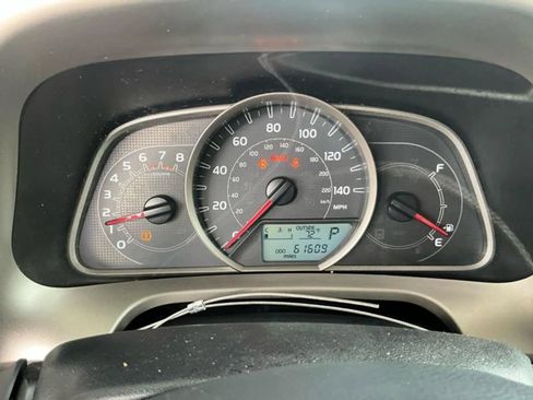 Used 2013 Toyota RAV4 LE FWD image 14