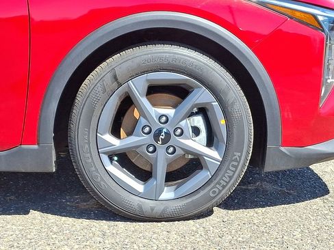 Certified 2025 Kia K4 FWD image 8