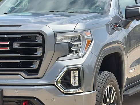 Used 2022 GMC Sierra 1500 AT4 w/ AT4 Premium Package image 4