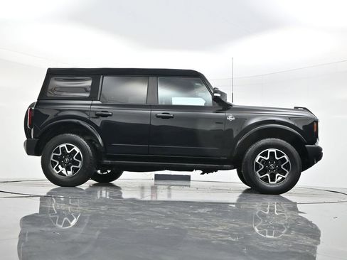 Used 2023 Ford Bronco Outer Banks AWD/4WD image 48