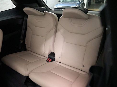 Certified 2025 Volvo EX90 Ultra AWD/4WD image 24
