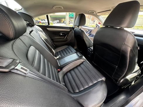 Used 2012 Volkswagen CC Sport image 7