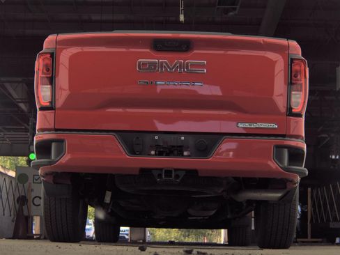 Used 2024 GMC Sierra 1500 Elevation AWD/4WD image 6