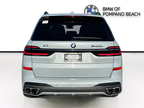Used 2025 BMW X7 M60i w/ Executive Package image 6