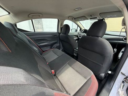 Used 2024 Nissan Versa SR FWD image 14