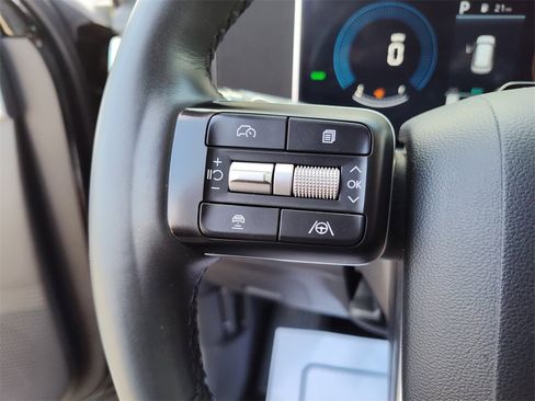 Used 2024 Hyundai Santa Fe SEL image 27