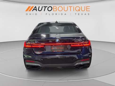 Used 2022 BMW 740i xDrive w/ M Sport Package AWD/4WD image 4