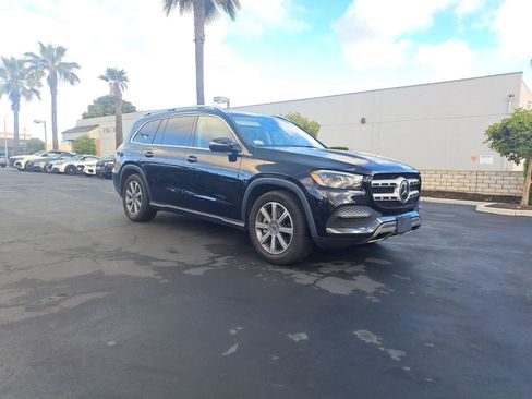 Used 2023 Mercedes-Benz GLS 450 4MATIC image 2