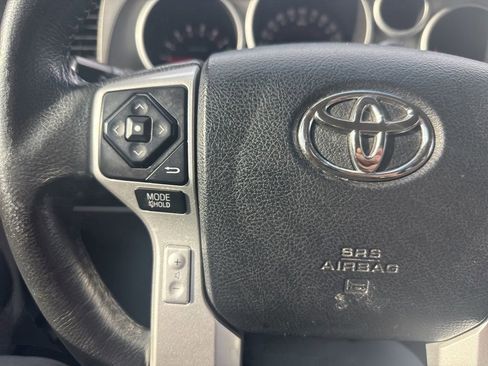 Used 2016 Toyota Sequoia Limited w/ Safety & Convenience Package image 21