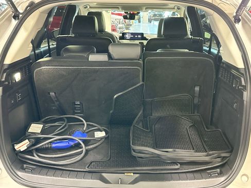 Used 2024 MAZDA CX-90 Plug-In Hybrid w/ Premium Pkg image 33