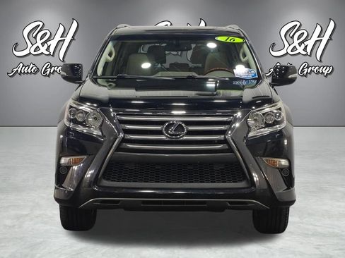 Used 2016 Lexus GX 460 Luxury w/ Preferred Accessory Package AWD/4WD image 16