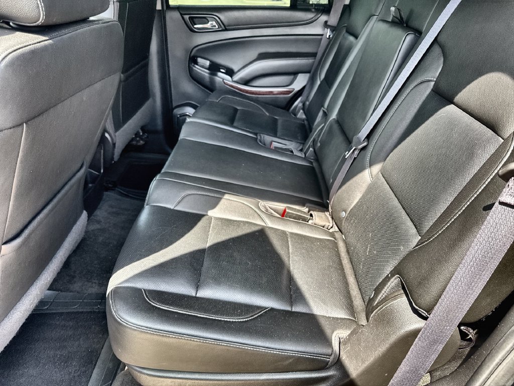Used 2017 GMC Yukon SLT RWD image 16