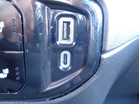 Used 2024 Chevrolet Silverado 2500 LT w/ Texas Edition image 22