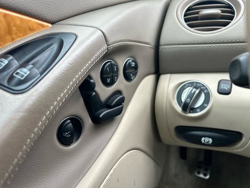 Used 2008 Mercedes-Benz SL 550 image 23