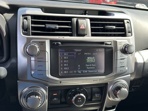 Used 2019 Toyota 4Runner SR5 AWD/4WD image 25