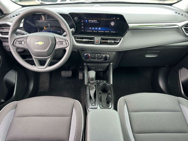 Used 2024 Chevrolet TrailBlazer LS w/ LS Convenience Package AWD/4WD image 13