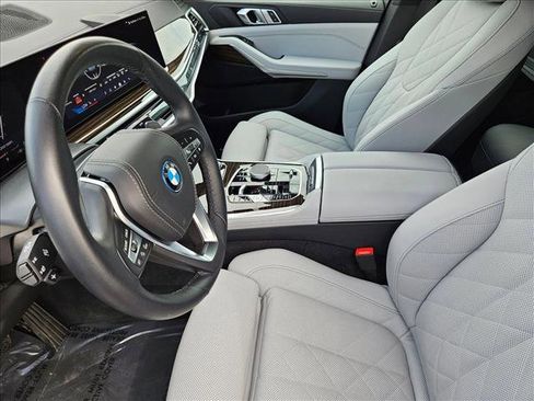 Certified 2025 BMW X5 xDrive50e w/ Parking Assistance Package image 22
