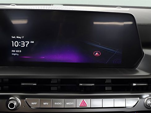 Used 2024 Kia Telluride LX image 33