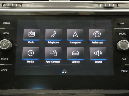 Used 2022 Volkswagen Tiguan SE AWD/4WD image 18