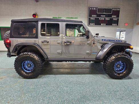 Used 2022 Jeep Wrangler Unlimited Rubicon 4xe image 12