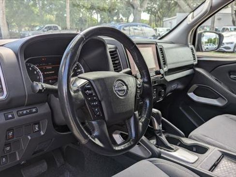 Used 2022 Nissan Frontier SV RWD image 24