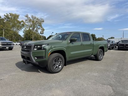 New 2026 Nissan Frontier SV