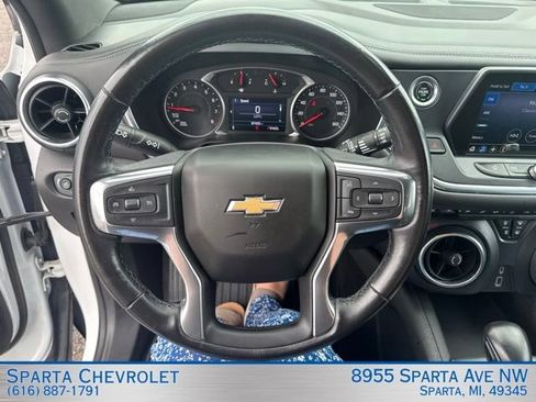 Used 2020 Chevrolet Blazer LT FWD image 19