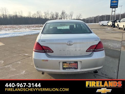 Used 2008 Toyota Avalon XLS image 4