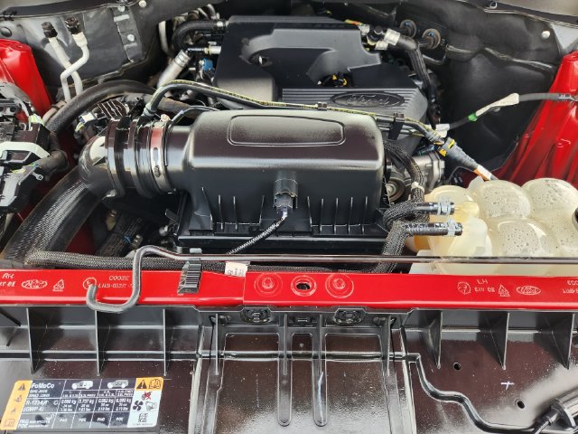 Used 2020 Ford Explorer XLT w/ Equipment Group 202A RWD image 31