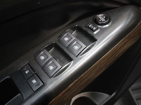 Used 2019 GMC Canyon Denali AWD/4WD image 13