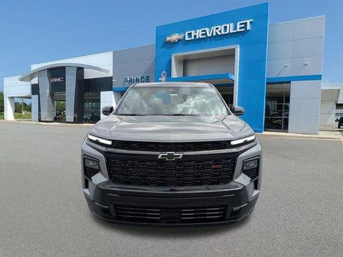 New 2026 Chevrolet Traverse RS w/ LPO, Floor Liner Package FWD image 10