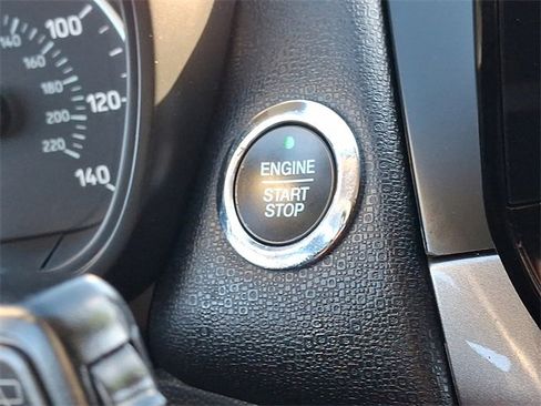 Used 2021 Ford EcoSport SE image 25