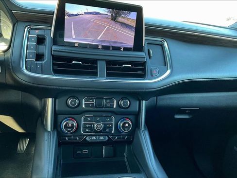 Used 2021 Chevrolet Suburban Z71 w/ Max Trailering Package image 17