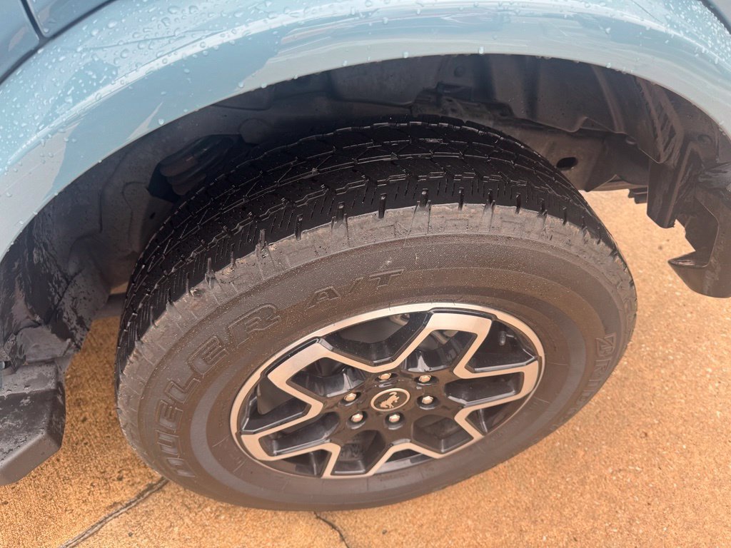 Used 2023 Ford Bronco Outer Banks AWD/4WD image 10