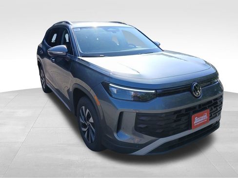 New 2025 Volkswagen Tiguan S image 7