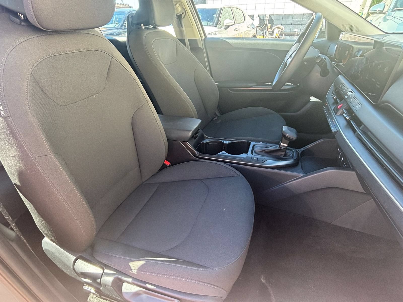 Used 2026 Kia K4 FWD image 31