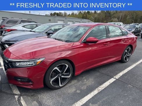 Used 2018 Honda Accord Sport image 5