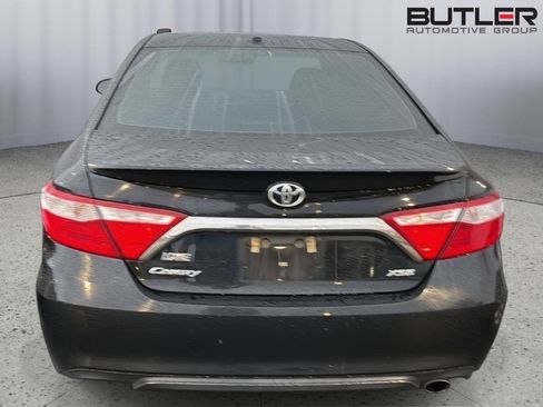 Used 2016 Toyota Camry XSE FWD image 8