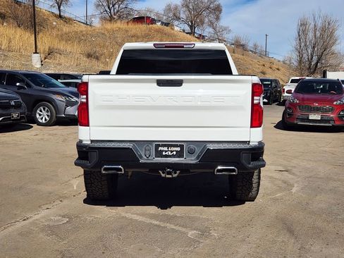 Used 2020 Chevrolet Silverado 1500 Custom Trail Boss w/ Custom Convenience Package image 6
