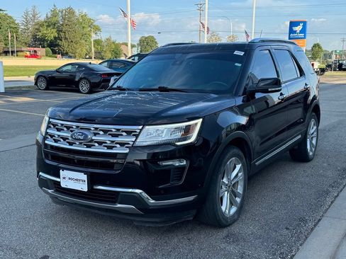 Used 2018 Ford Explorer Limited w/ Equipment Group 301A AWD/4WD image 35