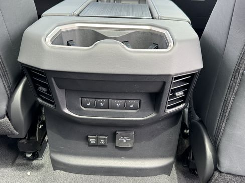 New 2026 Toyota Tundra Platinum AWD/4WD image 7