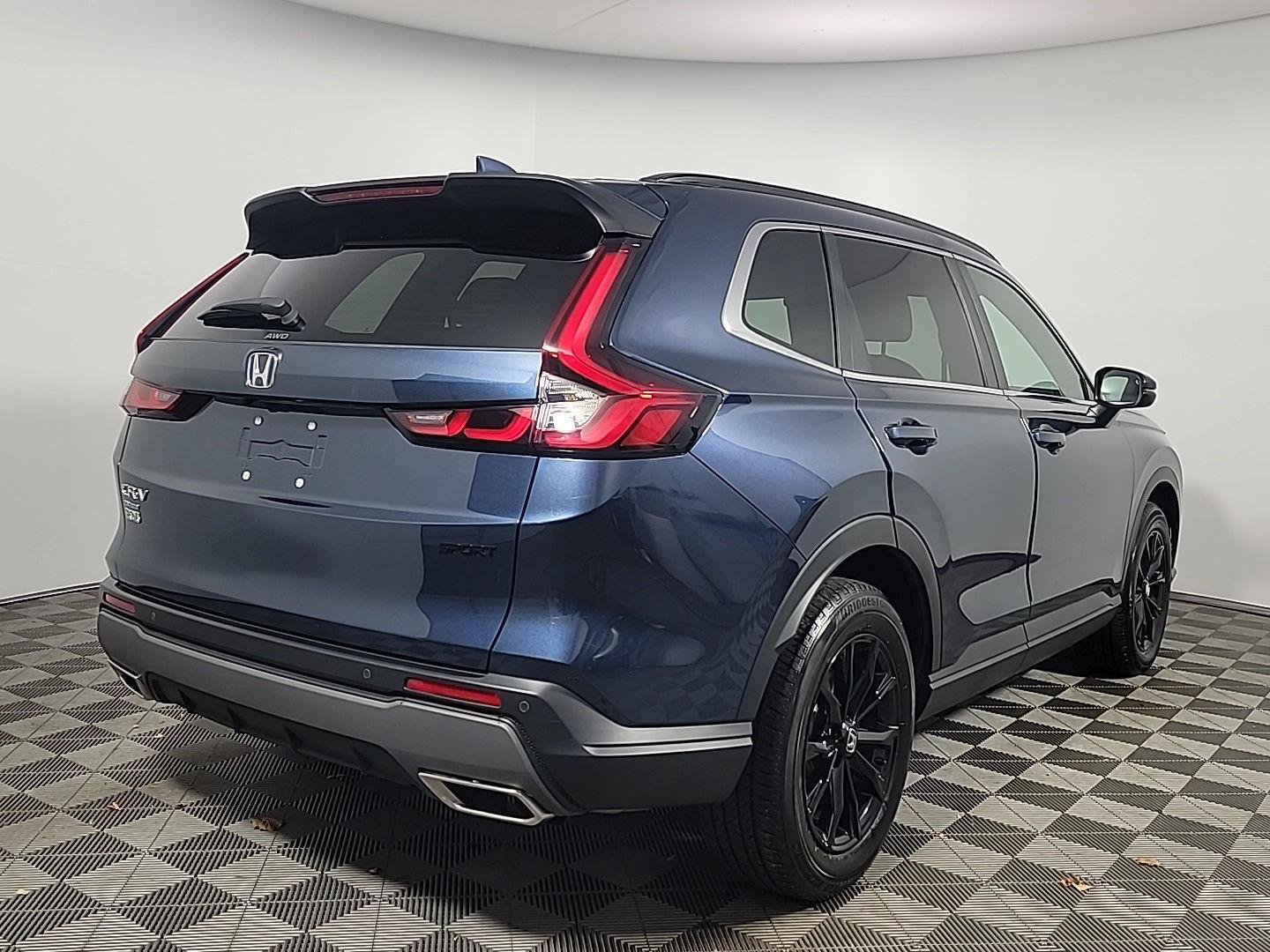 Certified 2024 Honda CR-V Sport-L image 4