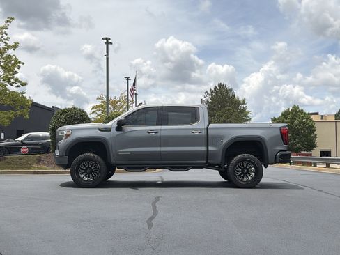Used 2021 GMC Sierra 1500 Elevation w/ X31 Off-Road Package AWD/4WD image 14